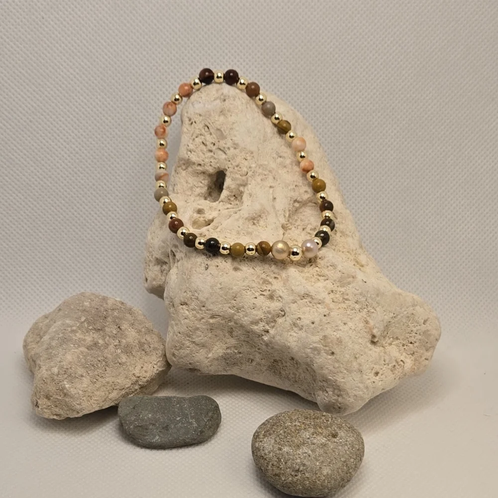 Stretchy bracelet - Picture 8 of 13